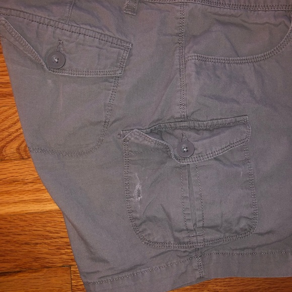 Natural Reflections Grey Shorts - Picture 3 of 6